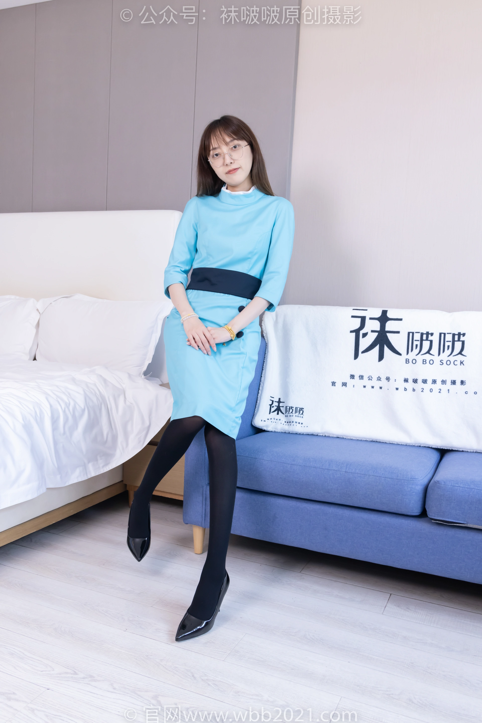[BoBoSocks袜啵啵] NO.440 稚予-高跟鞋、厚黑丝、空姐制服（花絮版） 2